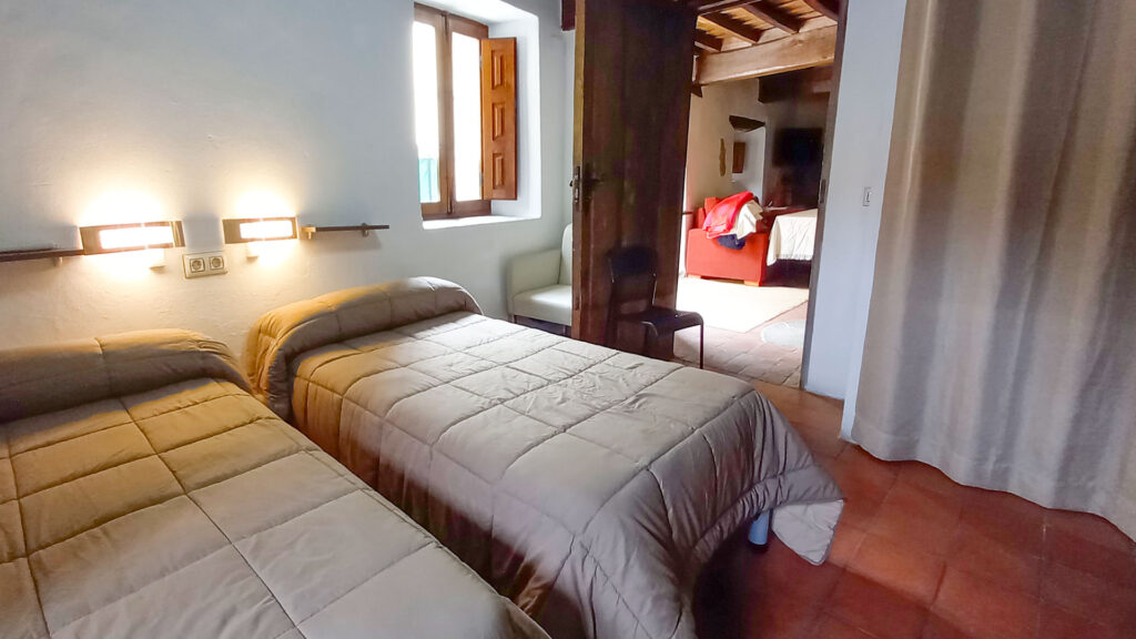 Habitacion de 2 camas del Albergue Rural San Blas