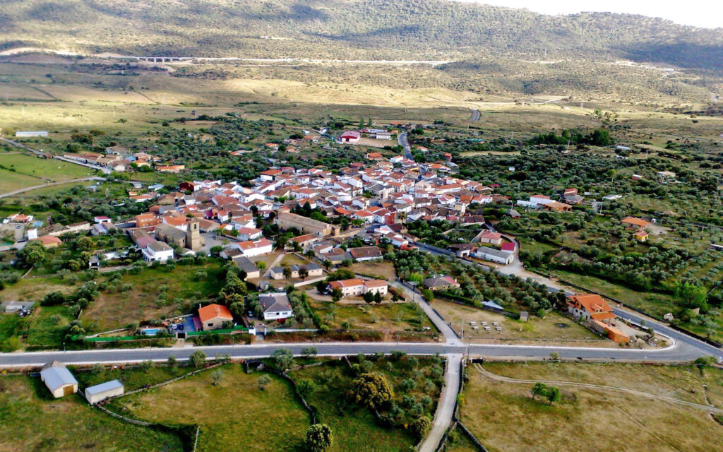 Vista aérea de Oliva de Plasencia